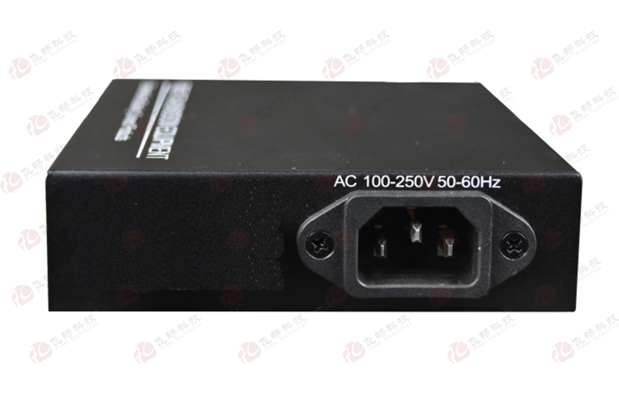 深夜成人视频科技-可遠端管理型4路千兆光纖收發器  電源內置型